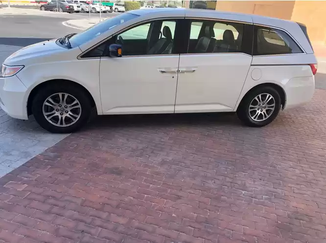 Usado Honda Odyssey Venta en Doha #5166 - 1  image 